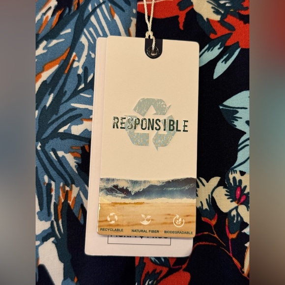 Denim and Flower Ricky Singh Hawaiian Print Shirt - Picture 5 of 10